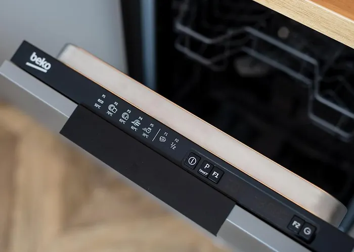 Stylish Balticus 15 With Air Conditioning By Renters Daire *