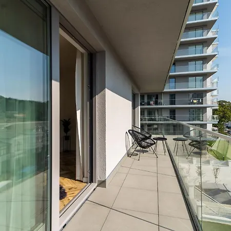 Stylish Balticus 15 With Air Conditioning By Renters דירה *